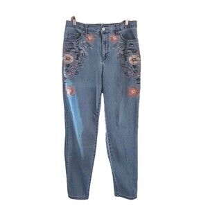 Gloria Vanderbilt Vintage Amanda Jeans size 8 Slimming Embroidered Straight Leg